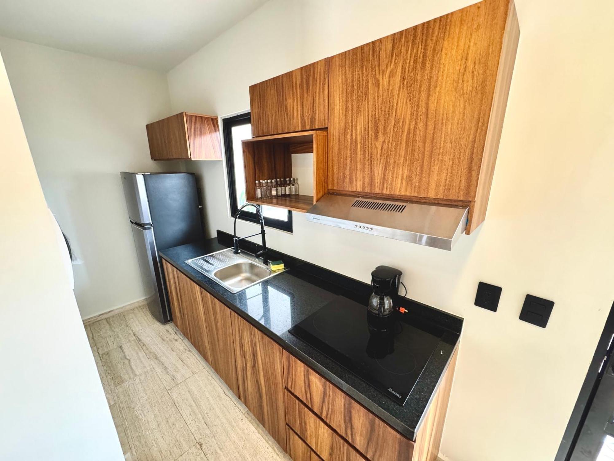 Appartement Chic 2br Condo, Private Jacuzzi And 2 Free Bikes *